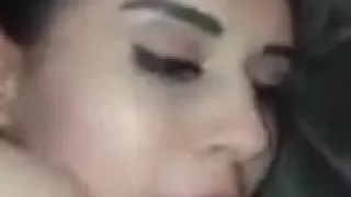 girl bangs her two classmates on periscope