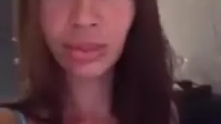 Heiße russische Mädchen necken ihren Freund