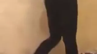 hot girl dancing on periscope in tight leggings