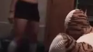 hot teen in tight shorts twerking