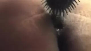 Cumming On A Hair Brush