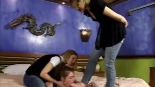 Brazil lez/foot gagging (We love foot gagging)