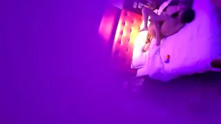 Pretty young couples on the face of the girl’s face