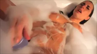 PAWG Foamy bath pussy play with toys