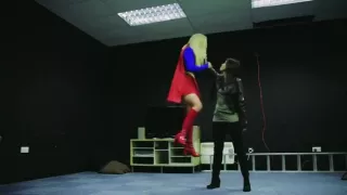 Sexy superheroine strangled