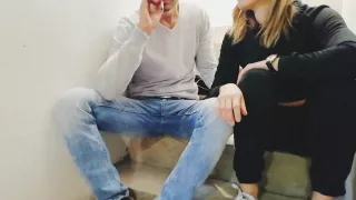 Großer Arsch, Blonde Frauen, Paar, Fitness Studio, Rauchen, Jugendliche (18+)