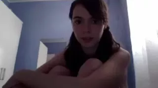 Teen Moaning loud while beading her Booty