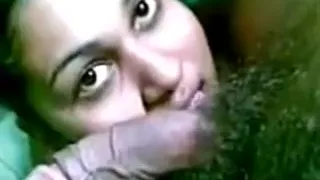 Delhi Vip escort collage girl hot bathroom sex with bf.