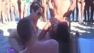 Swingers Fucking In Public At The Beach