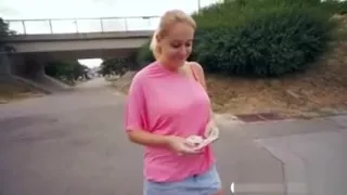 Paris shows off her large tits