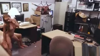 Horny hottie babe wants to suck a huge cock