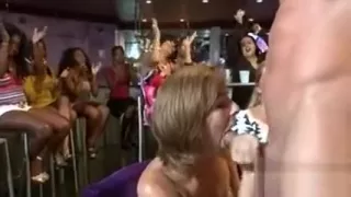 Awesome girls watche their friend suck 10-pounder