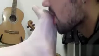 Boy Idolizes Gf's Sweaty Feet!