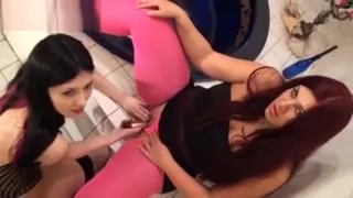 Amazing Brunette Amateur Gets Her Strapon Blowed