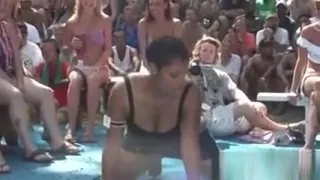 Hottest Ass contest in Public !