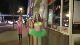 Sexy real amateur teen lesbians