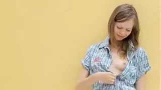 Fingern von super dünnem russischen Teenager