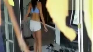 Guy Films Unaware Chick Masturbating
