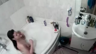 Amateur Brunette In Tub Voyeur Video