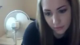 Webcam Teenage Exposes Incredible Assets
