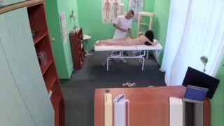 Smutty and Nasty Doctor kann nicht genug Sex bekommen