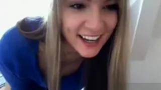 Very Hot Blonde Teen Girl Masturbat