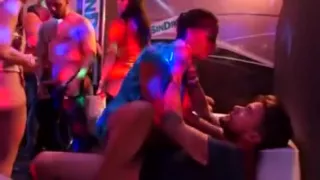 Sex Addict Cougars Getting Twats Drilled In Turns Outdoor