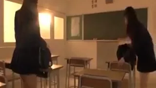 Super Sexy Japanese Schoolgirls