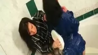 Sensual Lesbos Have Fun In Bathtub With Messy Milk