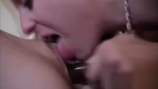 Amateur Lesbians Toy Fuck