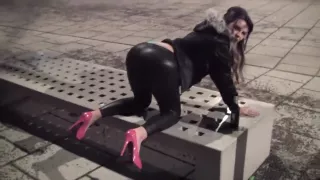 Dirty-talk Luxurious