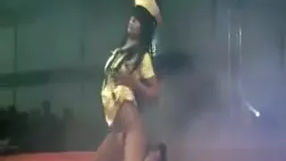 Volunteer toys beauty Jana to a public orgasm