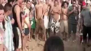 Cute brunette babe gets horny showing