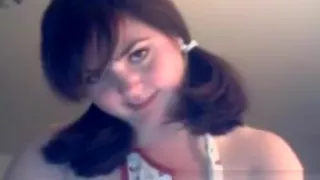 Nasty brunette teen bitch have fun