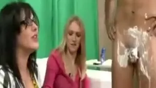 Playful College Girls Go Naked And Do Squats