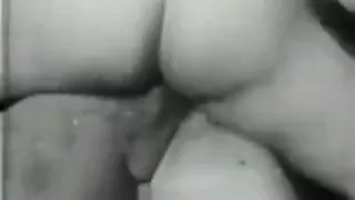 Blonde Babe Likes to Show Off