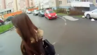 Bruneta, POV, Slad, TEEB