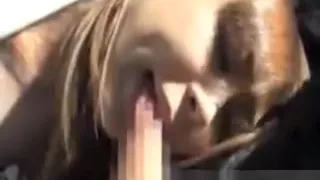 Asian milfs sucks and fucks on her back seat of her car