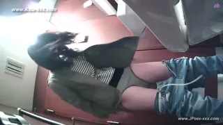 peeping Korean restaurant toilet.12