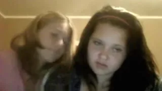 Two Amateur Eating And Fingering