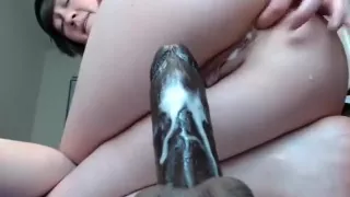 Amateur teen loves toys in her ass