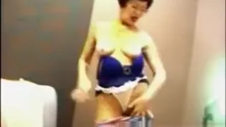 Very old Granny does stript and masturbate