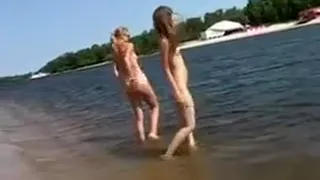 Teen Nudist At The Beach