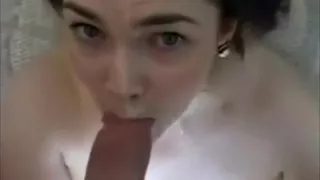 Brunette blowjob on hot close up scenes