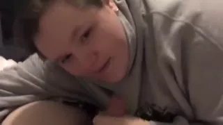 Mature handjob amateur in spex facialized