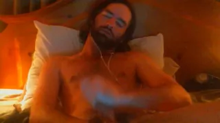 Amateur guy with big cock cumming hard