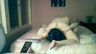 Pompino da bionda zoccola tatuata