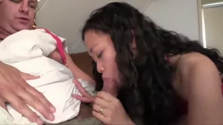 Sarsy laat zich stevig neuken door Swamie Bob