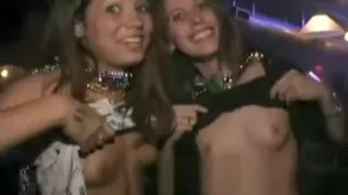 Girlfriends exposing titties...