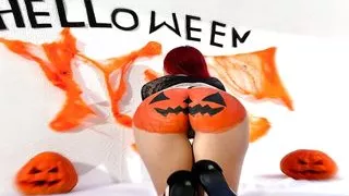 I put my big dick in the halloween pumpkin